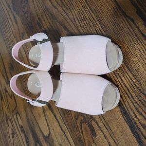 Toms wedge sandals